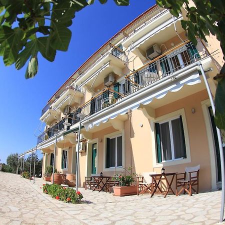 Iliobasilema Studios & Apartments Fiskardo Luaran gambar