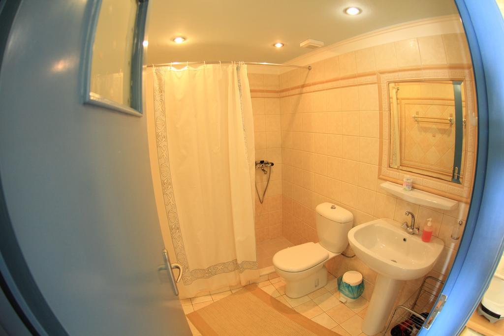 Iliobasilema Studios & Apartments Fiskardo Bilik gambar