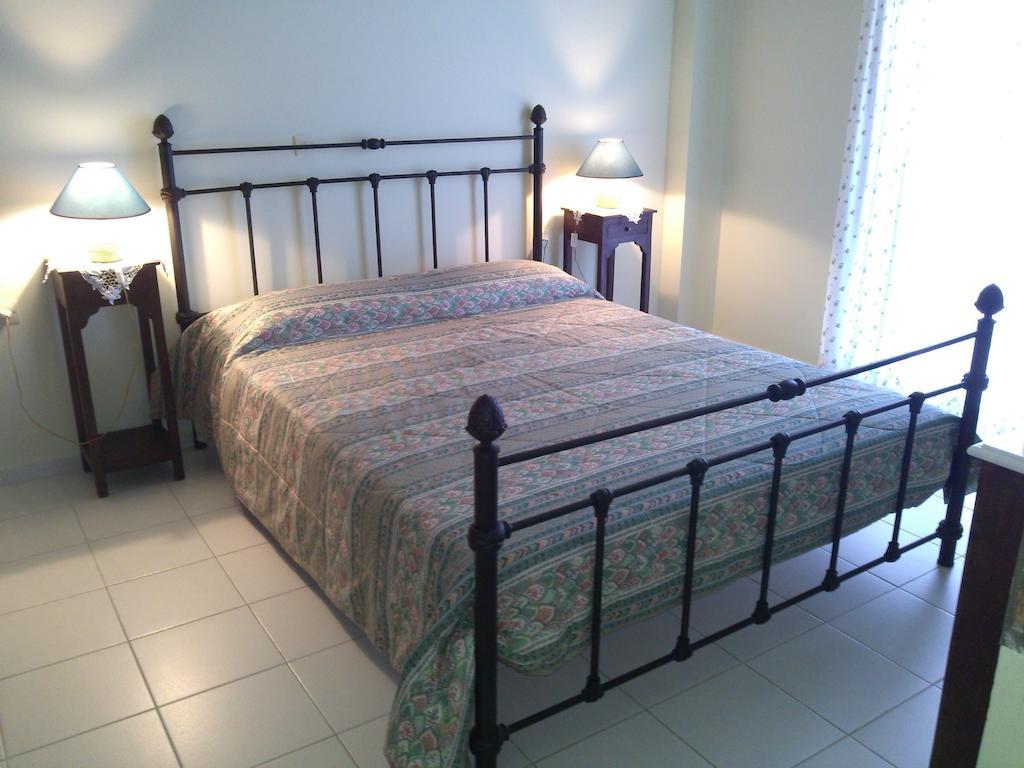 Iliobasilema Studios & Apartments Fiskardo Bilik gambar