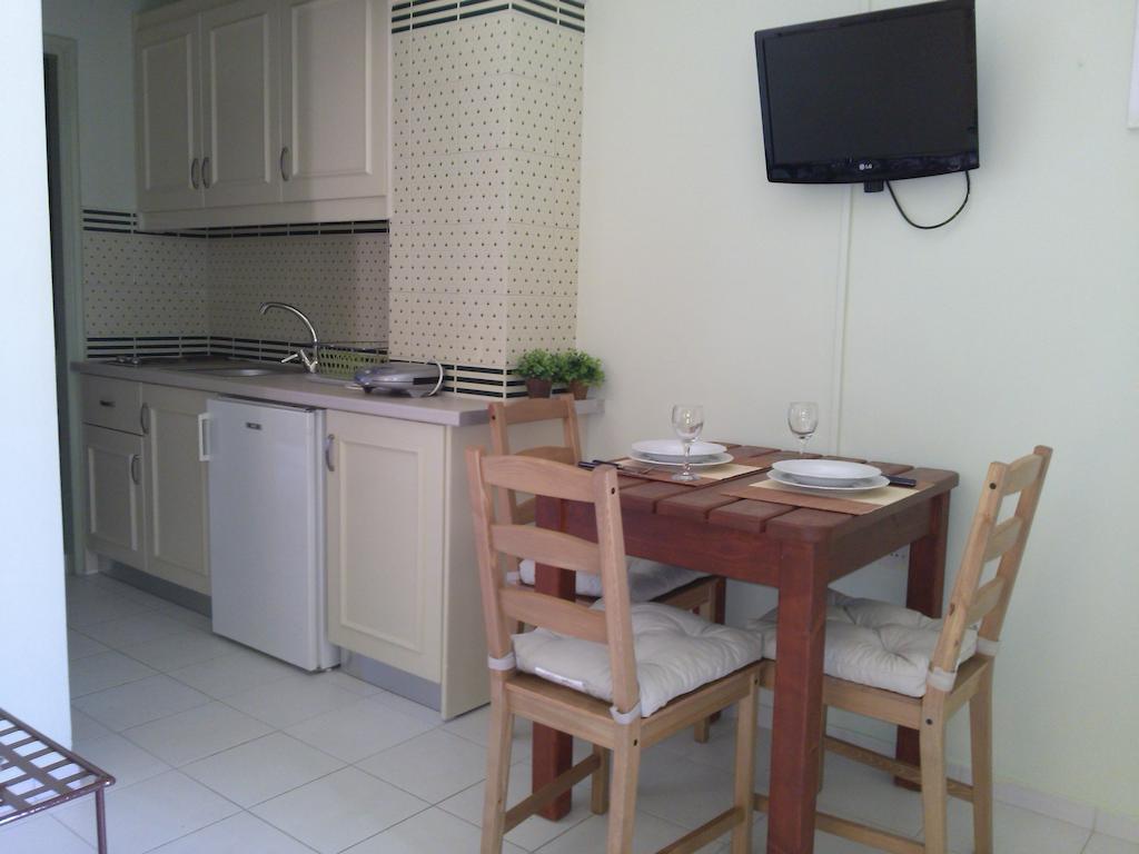 Iliobasilema Studios & Apartments Fiskardo Bilik gambar