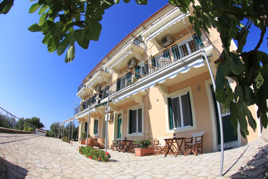 Iliobasilema Studios & Apartments Fiskardo Luaran gambar
