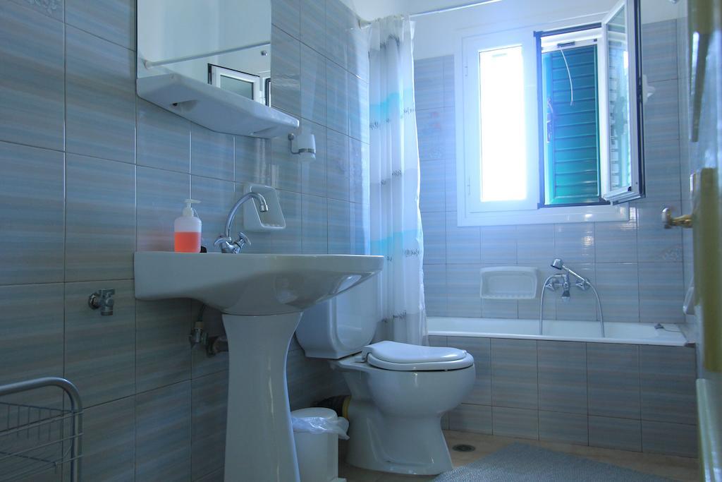 Iliobasilema Studios & Apartments Fiskardo Bilik gambar